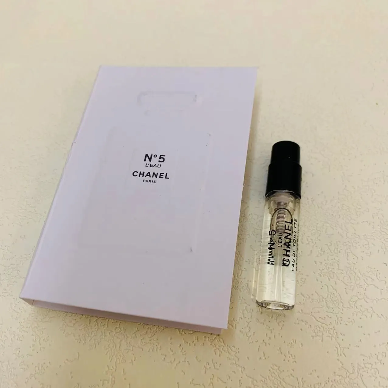 Chanel No 5 L'Eau 1.5ml