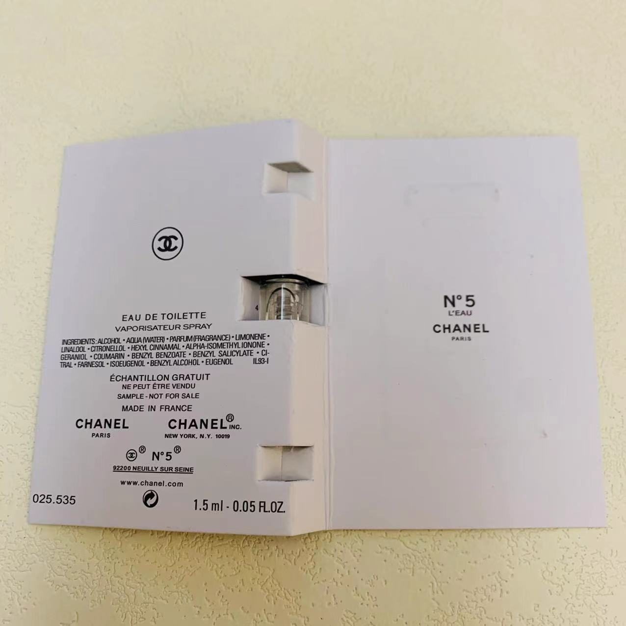 Chanel No 5 L'Eau 1.5ml 3