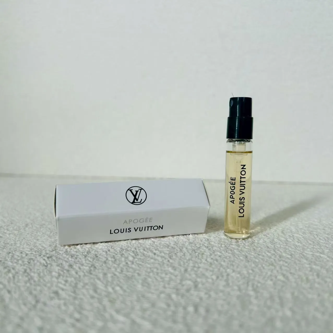 Louis Vuitton Apogée 2ml