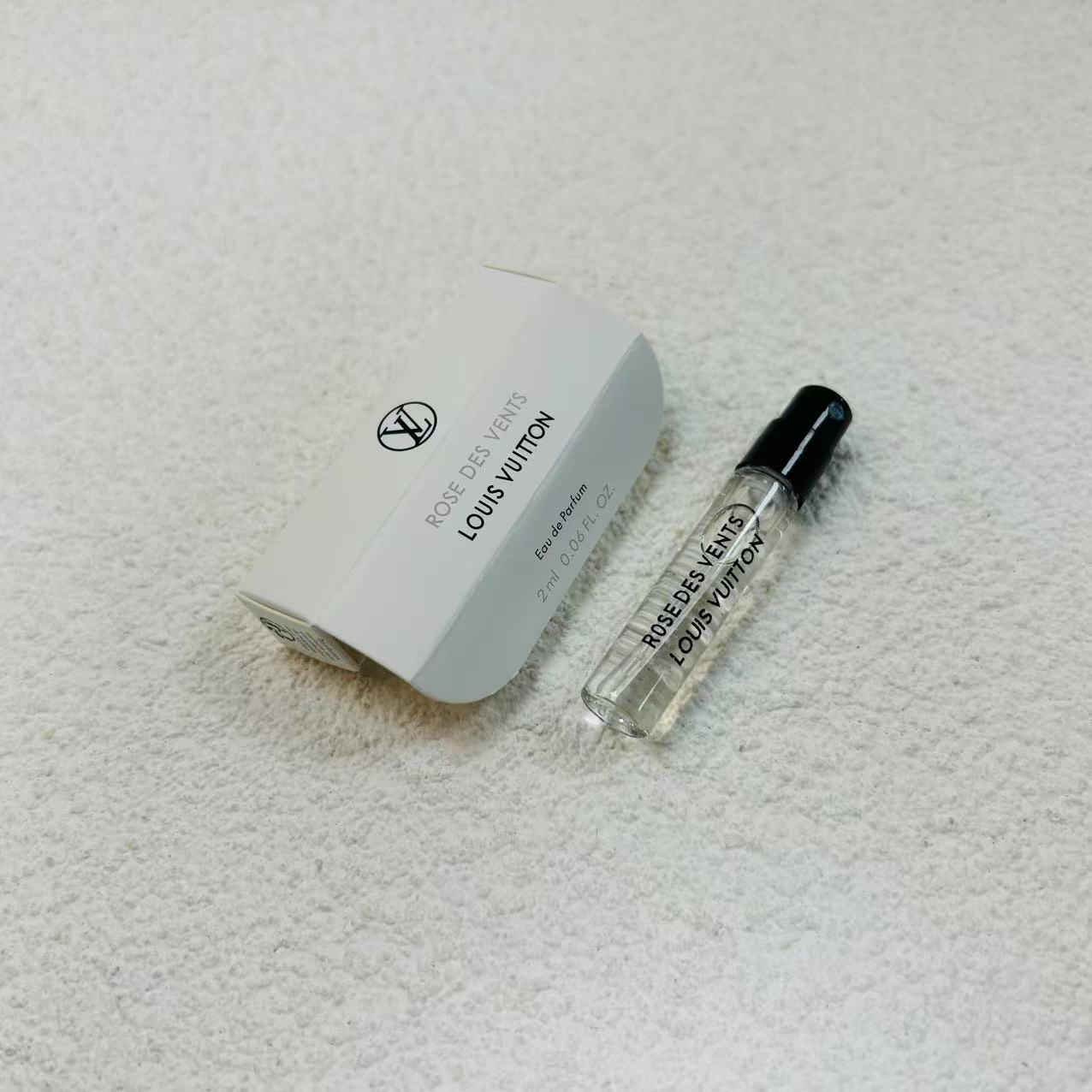 Louis Vuitton  Rose des Vents 2ml 2