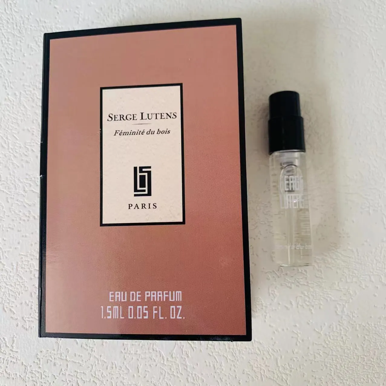 Serge Lutens Feminité du Bois 1.5ml
