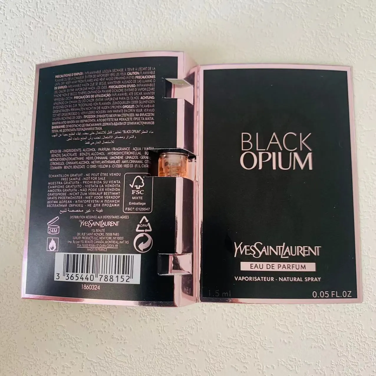 YSL Yves Saint Laurent Black Opium 1.5ml 3
