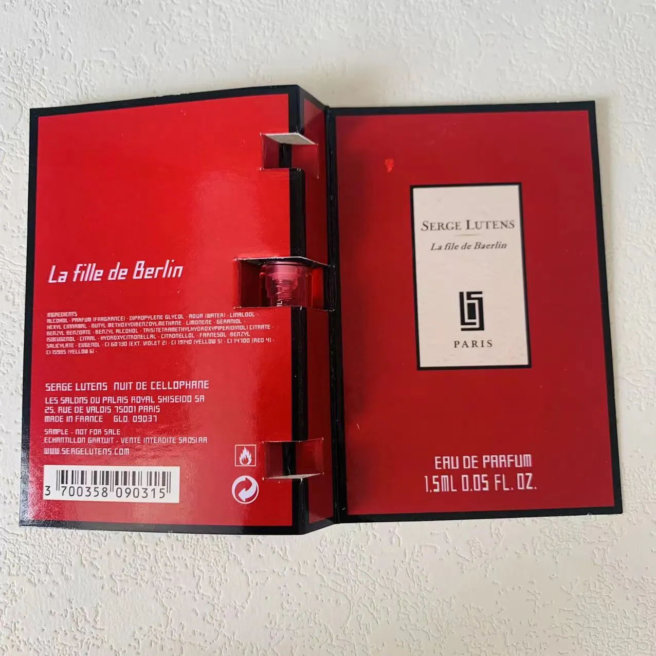 Serge Lutens La Fille de Berlin 1.5ml 3