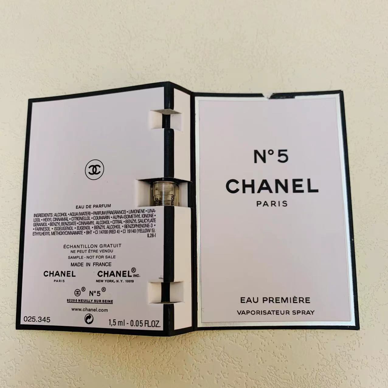 Chanel No 5 Eau de Parfum 1.5ml 3