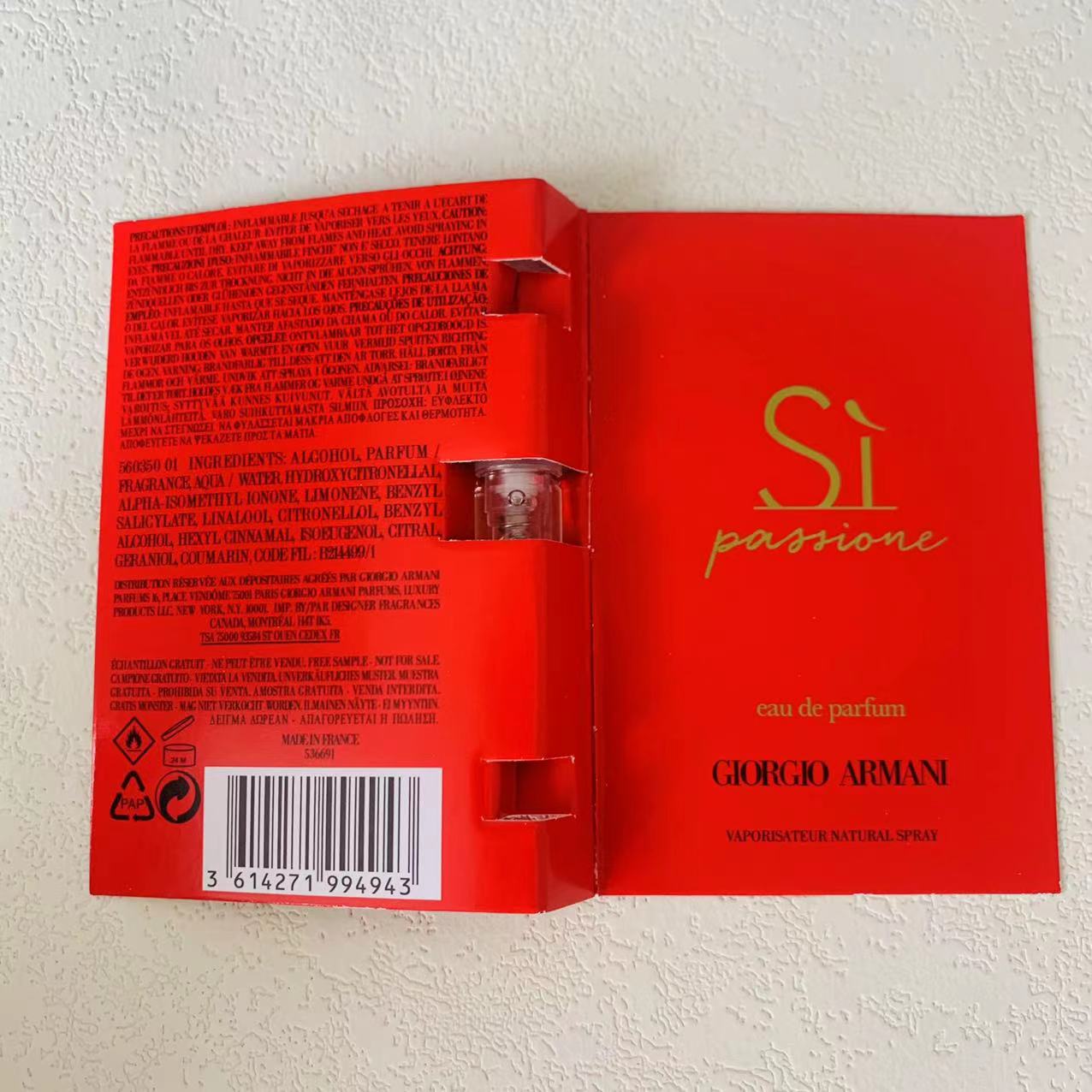 Giorgio Armani Sì Passione 1.5ml 3
